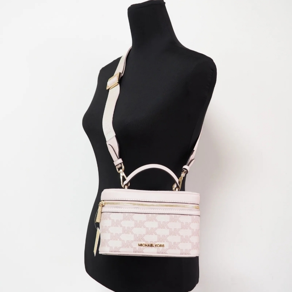 SOLD Michael Kors Jet Set Medium Powder Blush Jacquard Zip TruKk Crossbody Bag